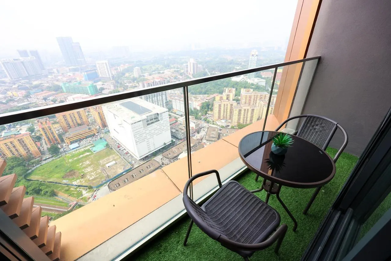 Lucentia Residence At Kuala Lumpur By Dreamcloud Apartment