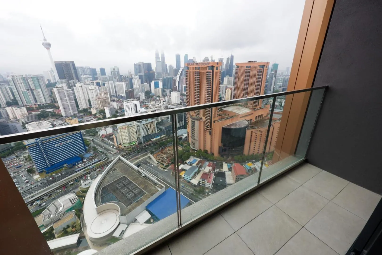 Lucentia Residence At Kuala Lumpur By Dreamcloud Apartment
