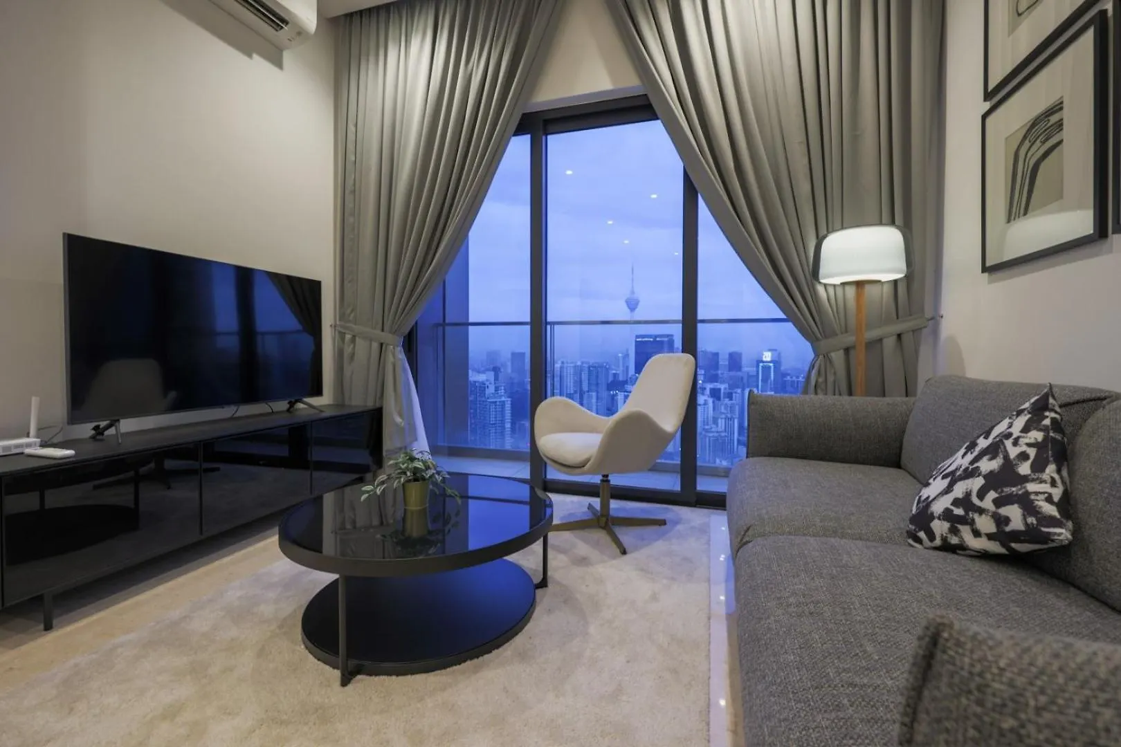Lucentia Residence At Kuala Lumpur By Dreamcloud 0*,